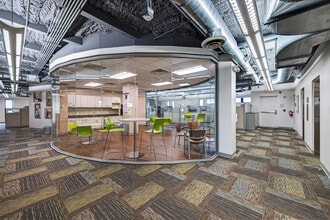 2101 N Andrews Ave, Fort Lauderdale, FL à louer Photo intérieure– Image 1 sur 24