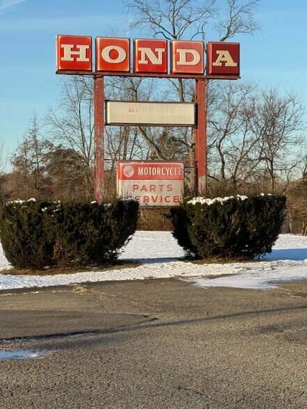 749 US-202 Hwy, Flemington, NJ à vendre - Photo principale – Image 1 sur 8