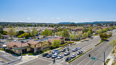 23600-23760 El Toro Rd, Lake Forest, CA - VUE AÉRIENNE  vue de carte - Image1