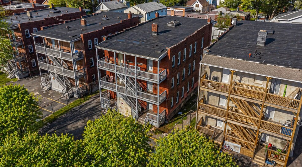 27-29 Bond St, Hartford, CT à vendre - Photo de l’immeuble – Image 2 sur 13