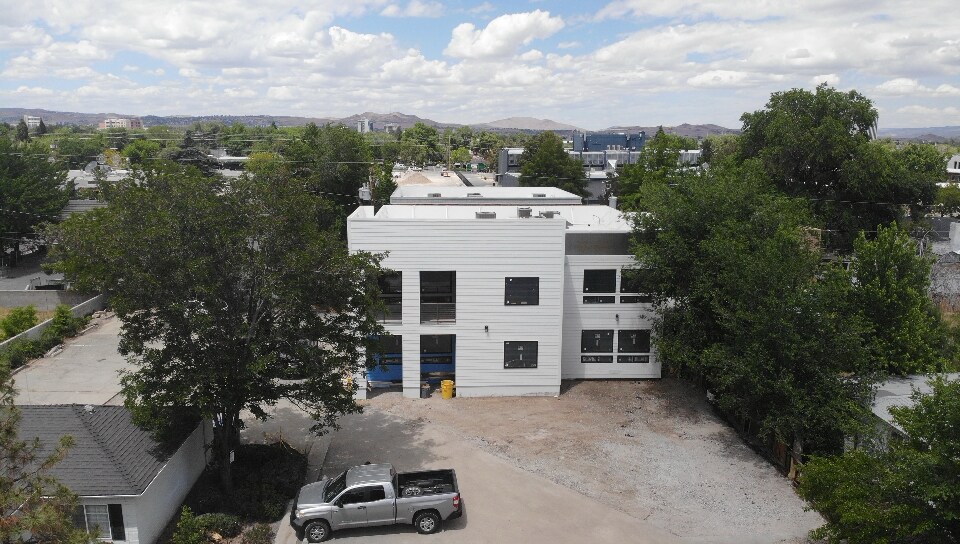 625 Margrave Dr, Reno, NV à louer - Photo de l’immeuble – Image 2 sur 5