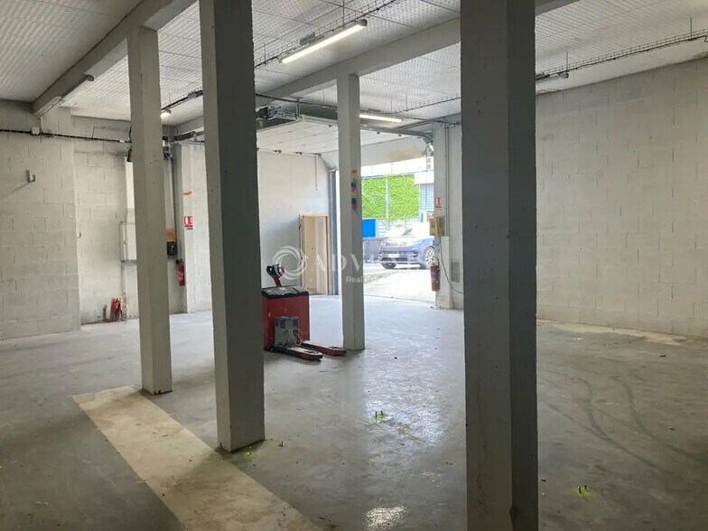 Local d’activités dans Le Mans à louer - Photo de l’immeuble – Image 2 sur 12