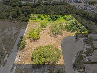 Plus de détails pour 700 Harris Ter, Fort Lauderdale, FL - Terrain à vendre
