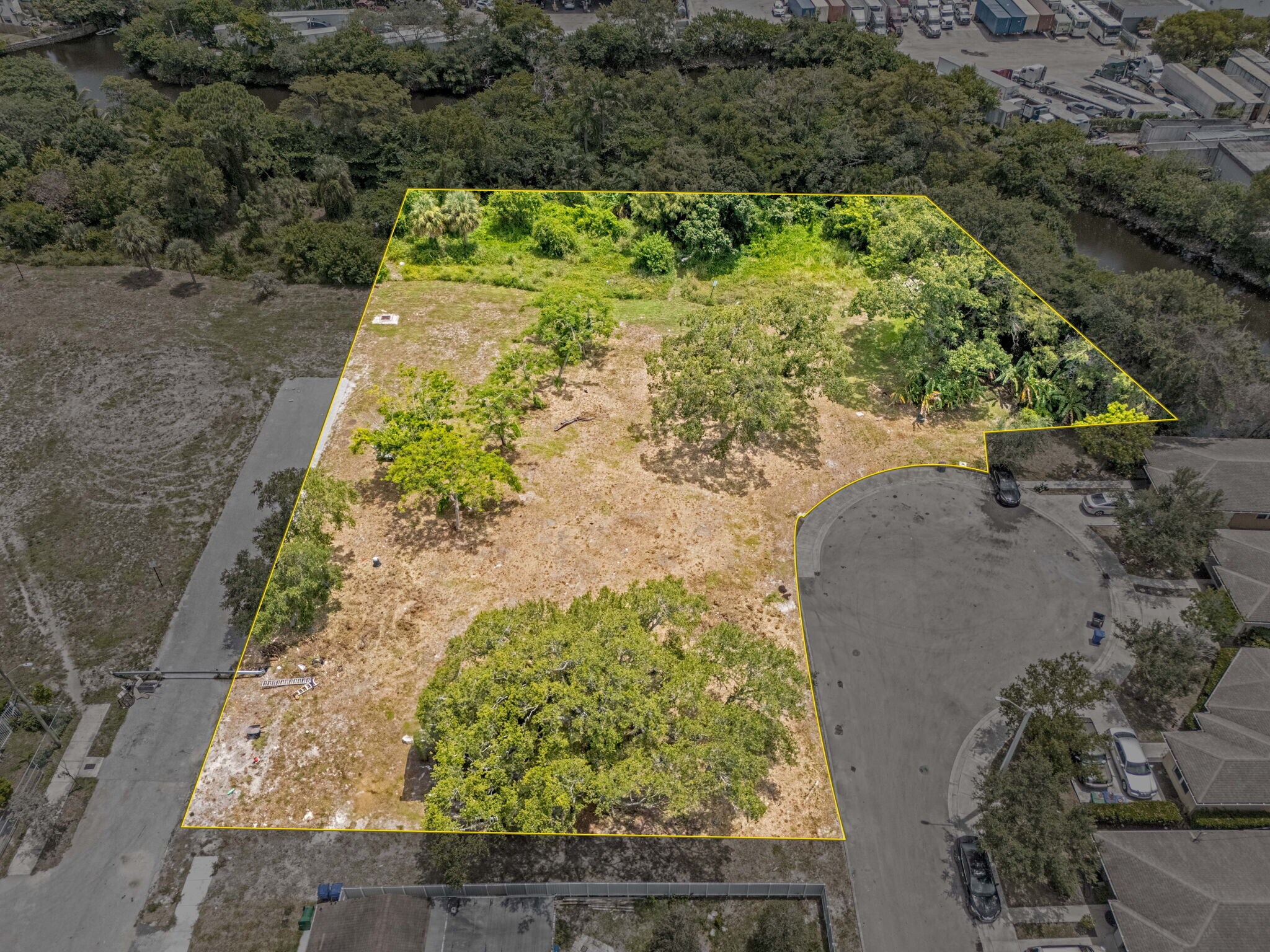 700 Harris Ter, Fort Lauderdale, FL à vendre Aérien– Image 1 sur 17