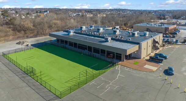7 Hutchinson Dr, Danvers, MA à louer - Photo de l’immeuble – Image 2 sur 8