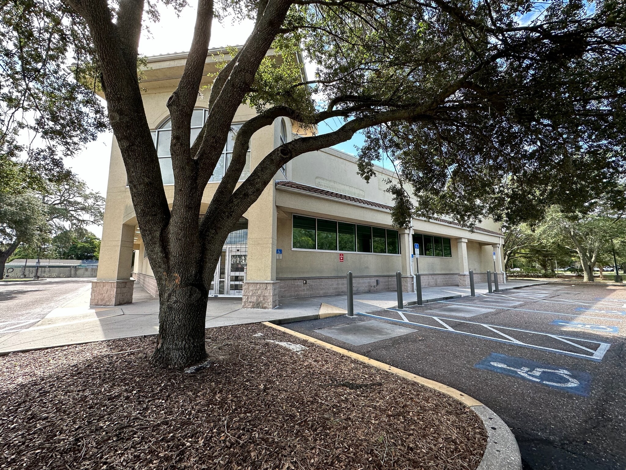 3917 N Nebraska Ave, Tampa, FL à vendre Photo principale– Image 1 sur 16