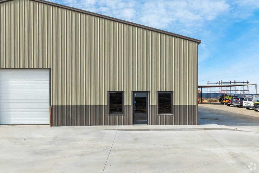 900 Blue Mound Rd E, Haslet, TX à louer - Photo de l’immeuble – Image 2 sur 7