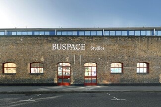 Plus de détails pour 5 Conlan St, Londres - Bureau à louer