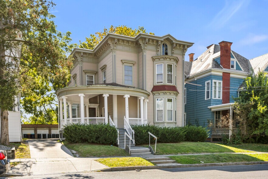 18 Units-Washington Park / Albany Med portefeuille de 2 biens à vendre sur LoopNet.fr - Photo de l’immeuble – Image 3 sur 68