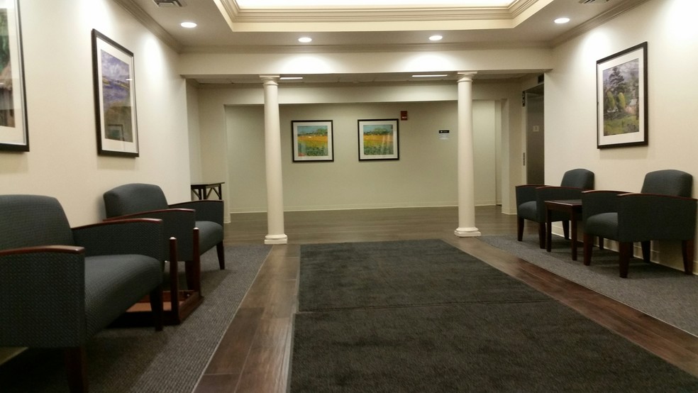 36100 N Brookside Dr, Gurnee, IL à louer - Photo intérieure – Image 2 sur 2