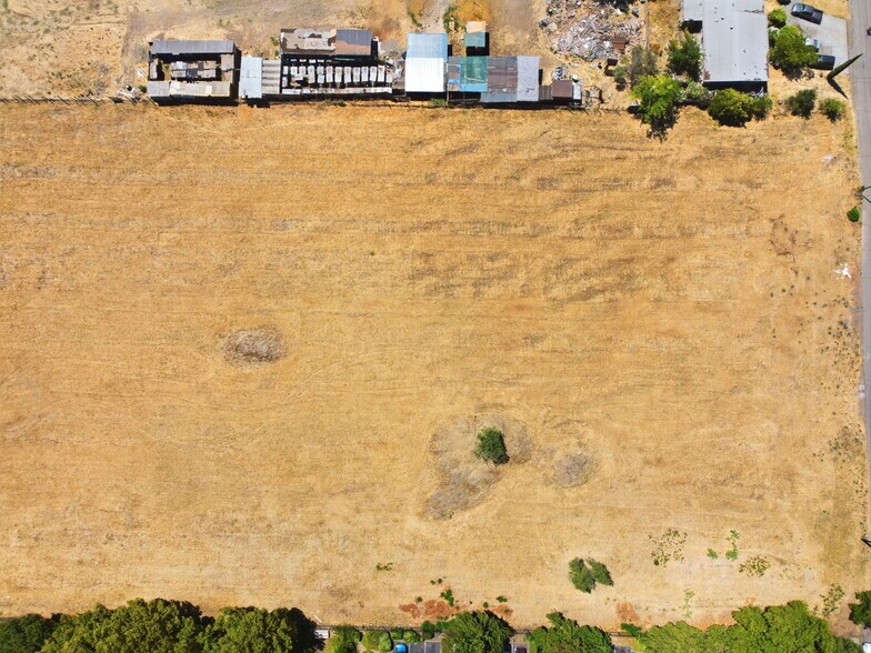 1798 Blossom Ave, Fairfield, CA à vendre - Photo de l’immeuble – Image 3 sur 22