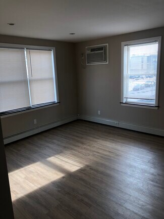 Plus de détails pour 175 Beach 113th St, Rockaway Park, NY - Logement à vendre