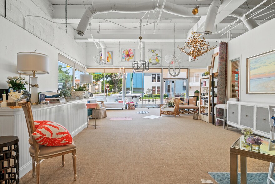 117 NE 5th Ave, Delray Beach, FL à vendre - Photo intérieure – Image 3 sur 47