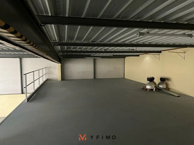 Local d’activités dans FRÉPILLON à louer - Photo intérieure – Image 3 sur 9