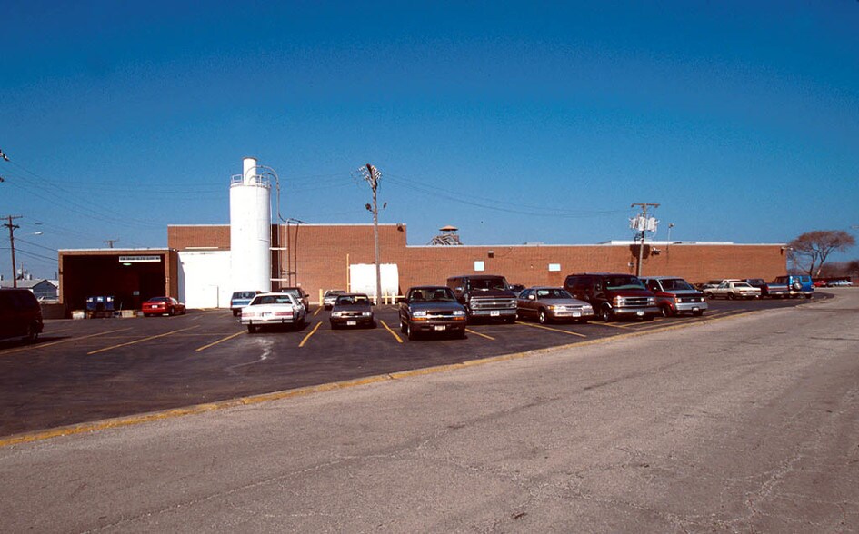 1900 Foss Park Ave, North Chicago, IL à vendre - Autre – Image 2 sur 2