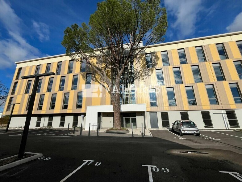 520 Rue Frédéric Joliot Curie, Aix-en-Provence à vendre - Photo de l’immeuble – Image 1 sur 14