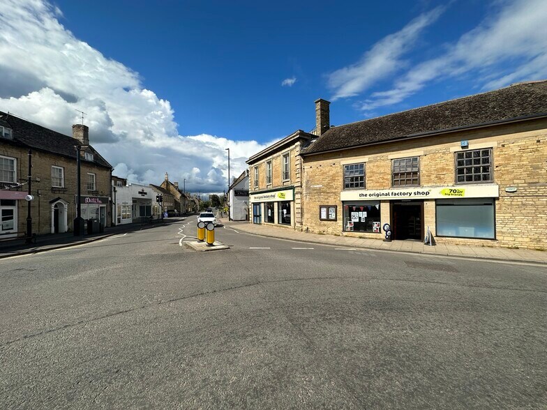 1-3 Market Pl, Peterborough à louer - Photo de l’immeuble – Image 2 sur 2