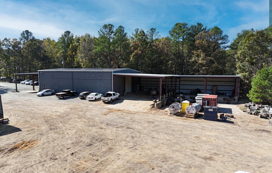 1815 Mays Chapel Rd, Bear Creek, NC à vendre - Photo principale – Image 1 sur 3