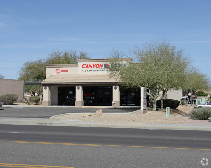 13632 W Camino Del Sol, Sun City, AZ à louer - Photo de l’immeuble – Image 2 sur 29