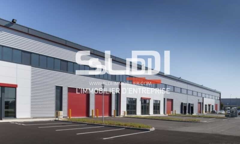 355 Avenue Henri Schneider, Meyzieu à louer - Photo de l’immeuble – Image 1 sur 14