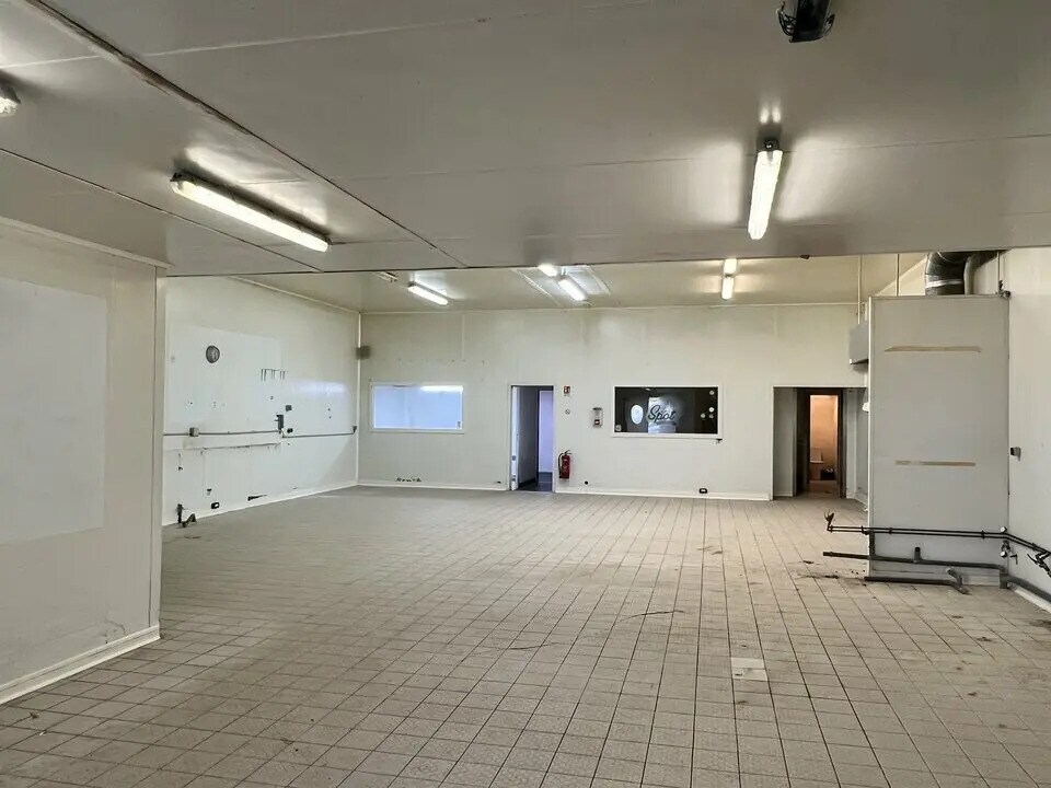 Local d'activités dans Hérouville-Saint-Clair à vendre Photo intérieure– Image 1 sur 11