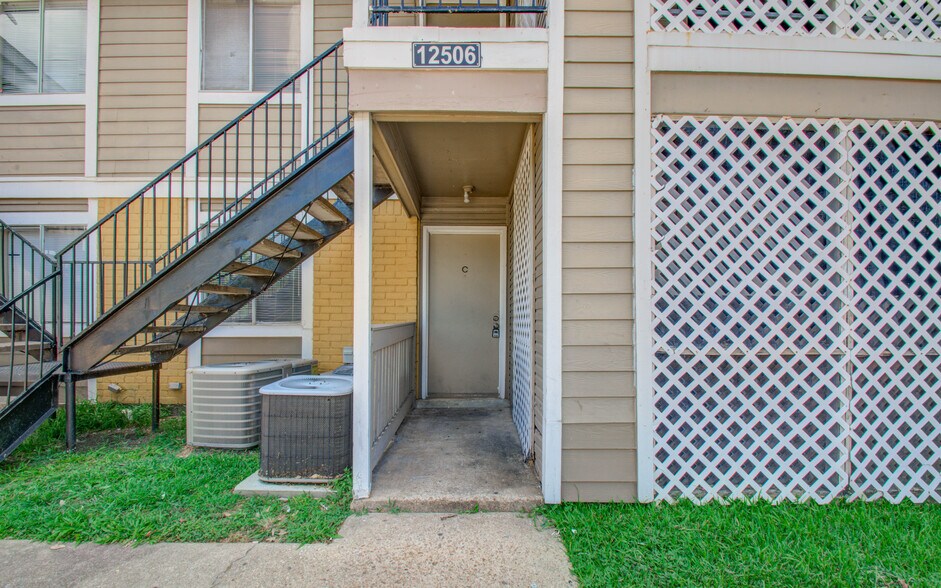 12506 Ashford Meadow Dr, Houston, TX à vendre - Photo de l’immeuble – Image 3 sur 28