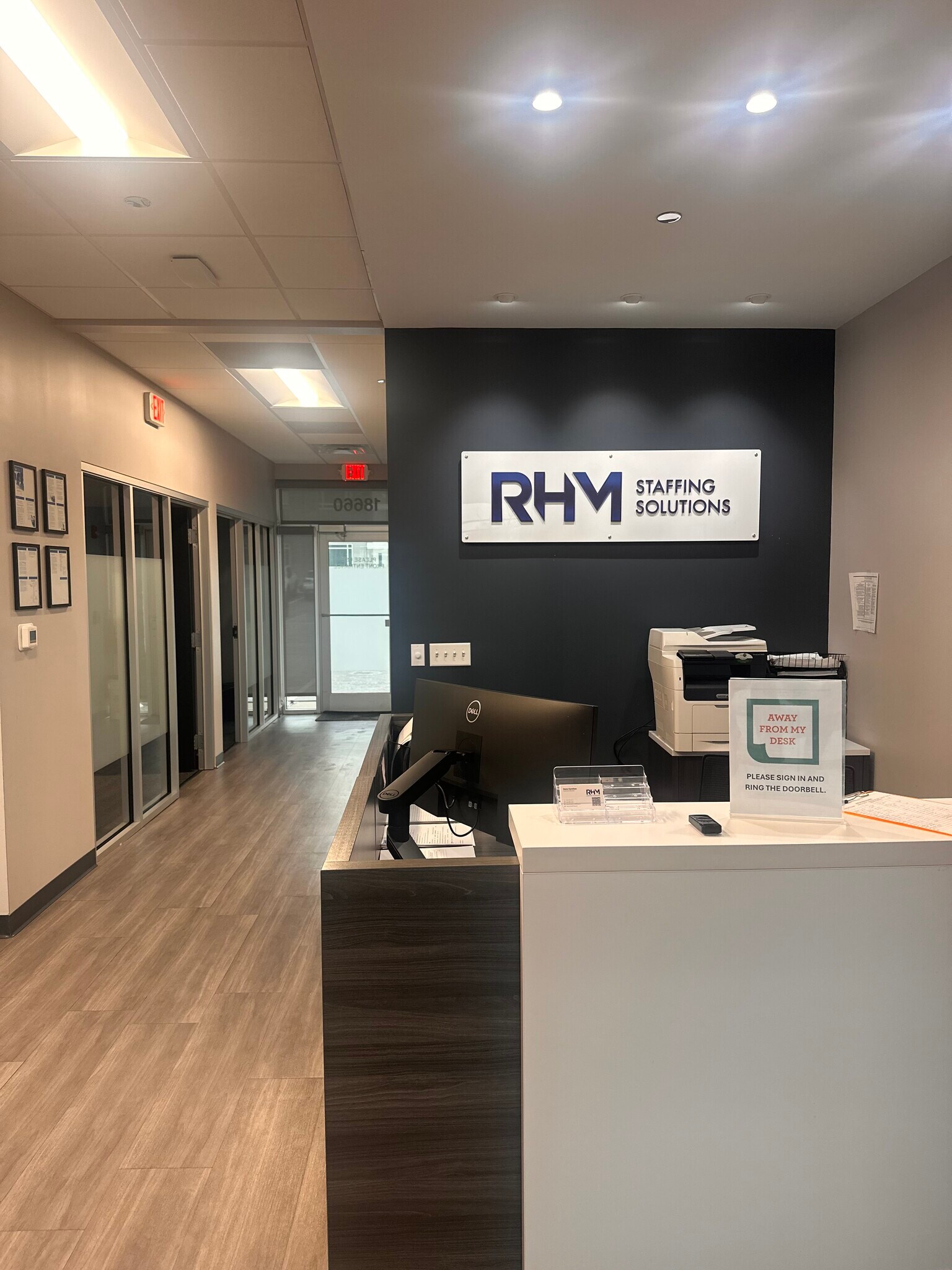 18660 Graphics Dr, Tinley Park, IL à louer Photo intérieure– Image 1 sur 3