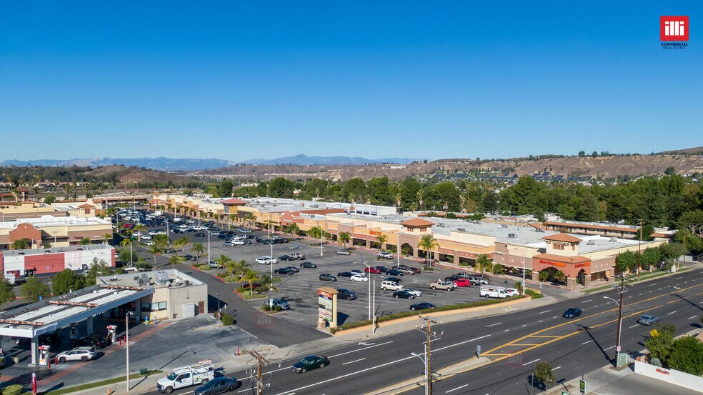 19317-19415 Soledad Canyon Rd, Santa Clarita, CA à louer - Photo de l’immeuble – Image 2 sur 16
