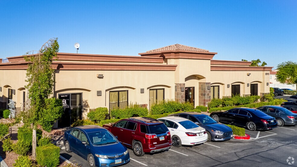 8915 S Pecos Rd, Henderson, NV à louer - Photo principale – Image 2 sur 18