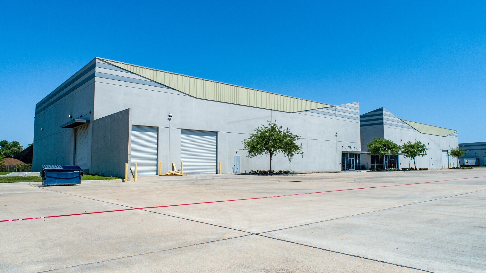 1511 Industrial Dr, Missouri City, TX à louer Photo de l’immeuble– Image 1 sur 10