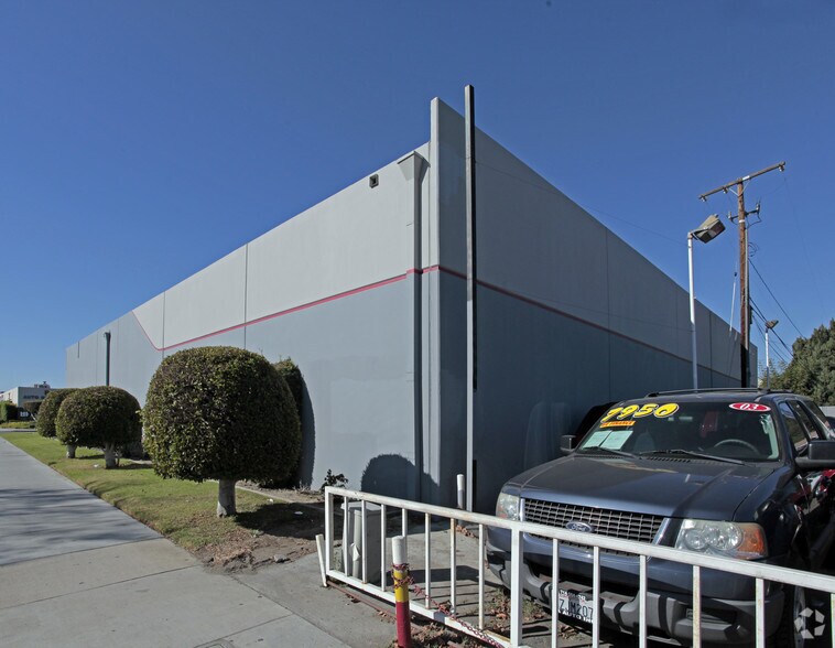 13962 Enterprise Dr, Garden Grove, CA à louer - Photo de l’immeuble – Image 2 sur 2
