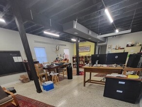 4443 54th Ave N, Saint Petersburg, FL à louer Photo intérieure– Image 2 sur 6