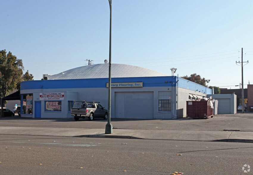 104-126 W 11th St, Tracy, CA à vendre - Photo principale – Image 1 sur 5