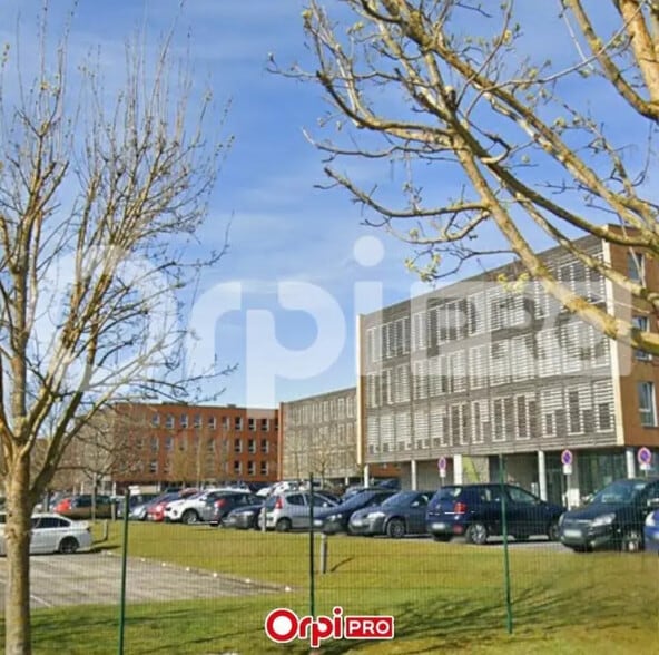 Bureau dans Champigny à louer - Photo de l’immeuble – Image 1 sur 6