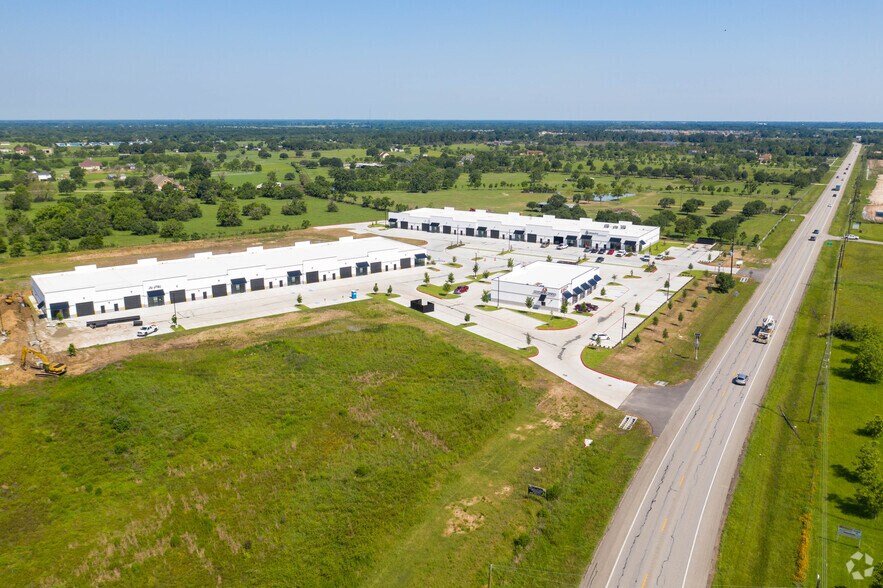 6510 FM 359 Rd, Fulshear, TX à louer - Aérien – Image 3 sur 13