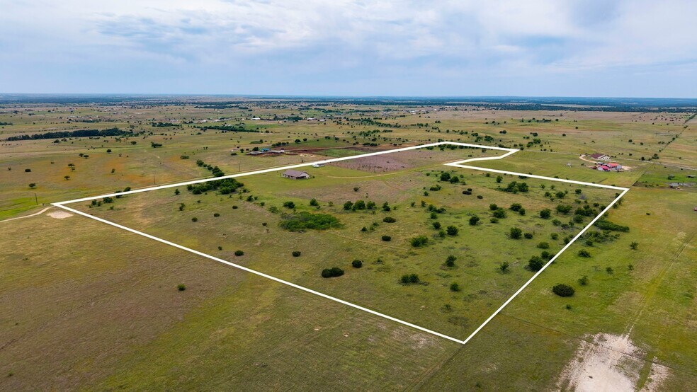 3125 County Road 212, Bertram, TX à vendre - Photo de l’immeuble – Image 2 sur 48