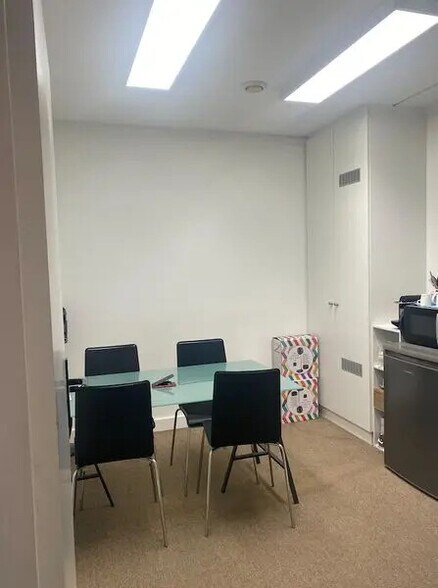 Bureau dans Paris à louer - Photo intérieure – Image 2 sur 5