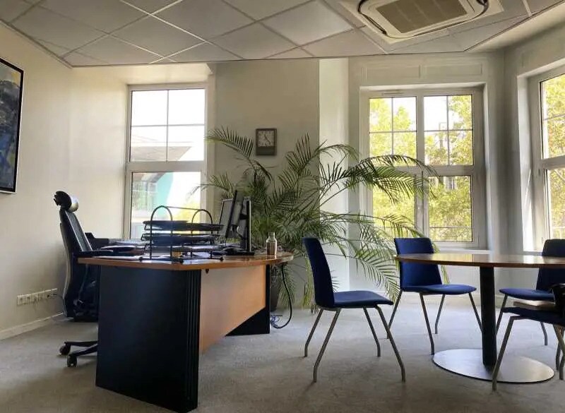 Bureau dans Lyon à louer - Photo de l’immeuble – Image 1 sur 20
