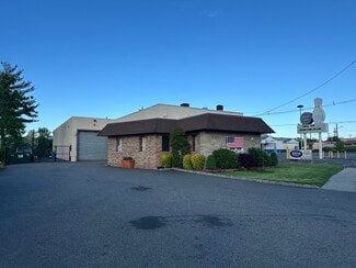 Plus de détails pour 701 N Stiles St, Linden, NJ - Local d'activités à louer
