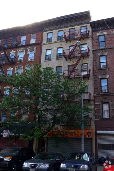 2796 Frederick Douglass Blvd, New York, NY à vendre - Photo de l’immeuble – Image 2 sur 2