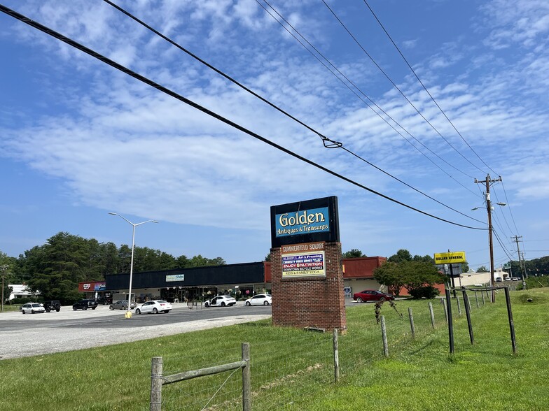 4535-4539 N Us Highway 220, Summerfield, NC à louer - Photo de l’immeuble – Image 3 sur 3