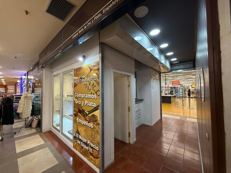 Calle Maestro Amado Morán, 1, Gijón, Asturias à vendre - Photo de l’immeuble – Image 2 sur 30