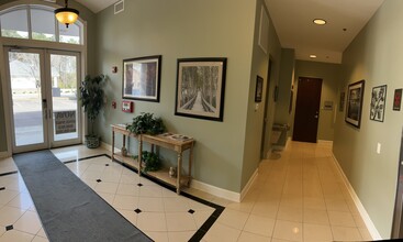 1124 Park West Blvd, Mount Pleasant, SC à vendre Photo intérieure– Image 2 sur 6