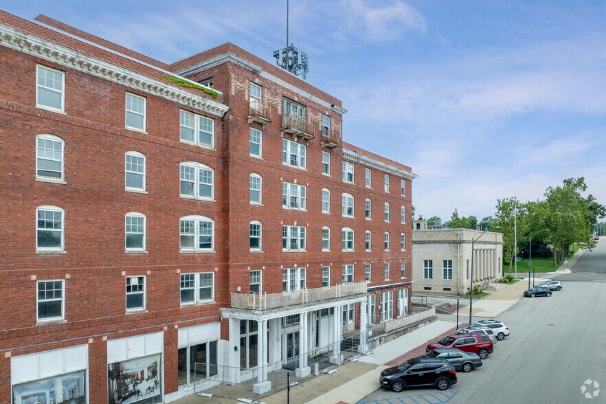 217 Marquette St, La Salle, IL à vendre - Photo de l’immeuble – Image 2 sur 11