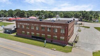 Plus de détails pour 415 W Madison Ave, Iola, KS - Local commercial à vendre