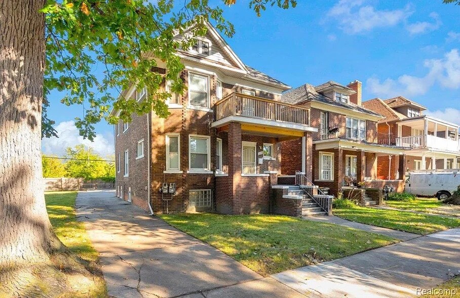 1202 Lawrence St, Detroit, MI à vendre - Photo de l’immeuble – Image 2 sur 4
