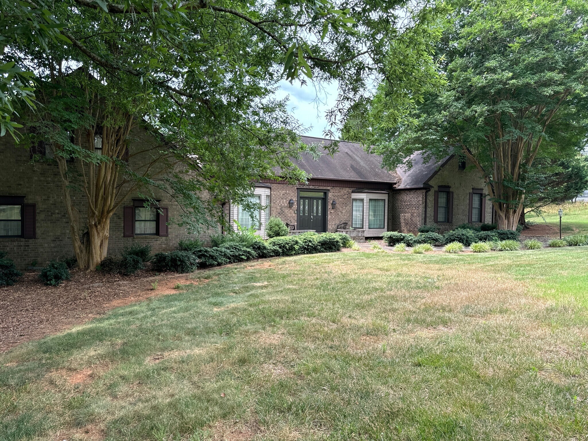 6282 Robinhood Rd, Pfafftown, NC à vendre Photo principale– Image 1 sur 22