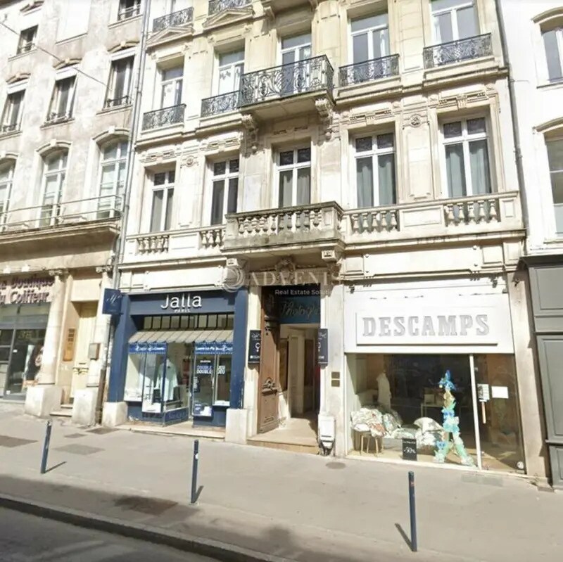 Local commercial dans Nancy à louer Photo de l’immeuble– Image 1 sur 7