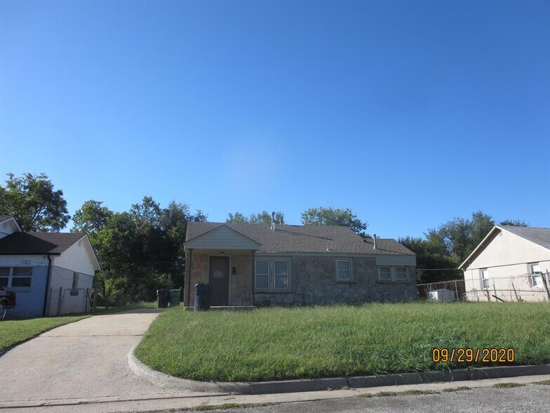 2232 NE 16th Ter, Oklahoma City, OK à vendre - Photo principale – Image 1 sur 1