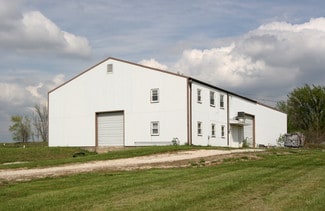 Plus de détails pour 215 N Village Ter, Tonganoxie, KS - Local d'activités à louer